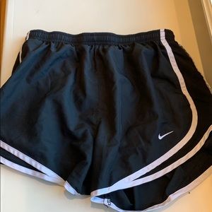 black classic nike shorts